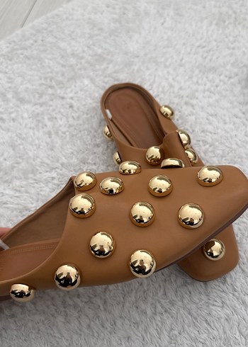 Bej İşlemeli Kadın Deri Terlik - Görsel 2