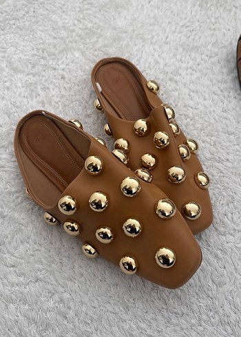 Bej İşlemeli Kadın Deri Terlik - Görsel 4