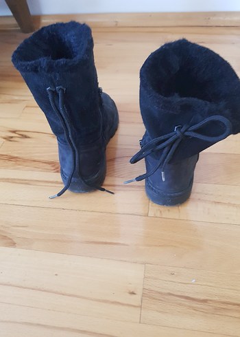 Siyah Süet Kürklü Kadın Dolgu Topuk Bot - Görsel 3