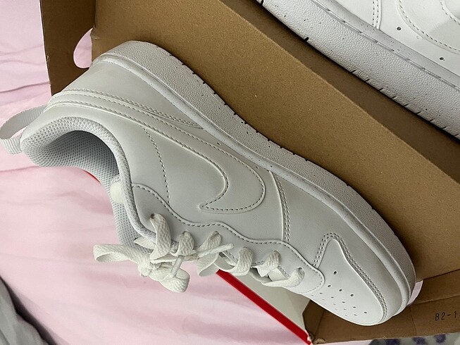 38,5 Beden Orjinal nike 38.5 bayan ayakkabısı