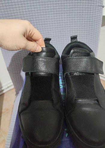 Erkek Bot - Görsel 4