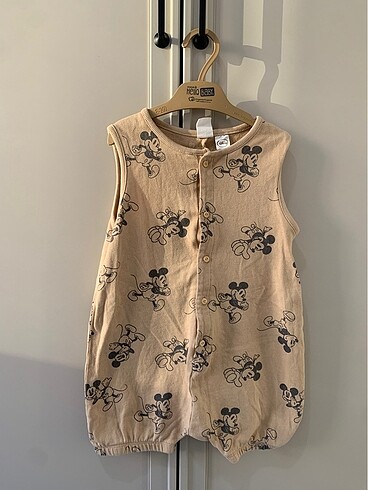 H&M bebek tulum
