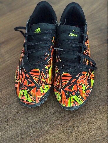 Adidas messi futbol ayakkabısı