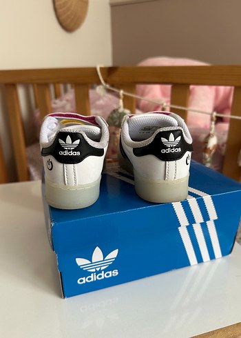 Unısex çocuk Beyaz Adidas Spor Ayakkabı - Görsel 4