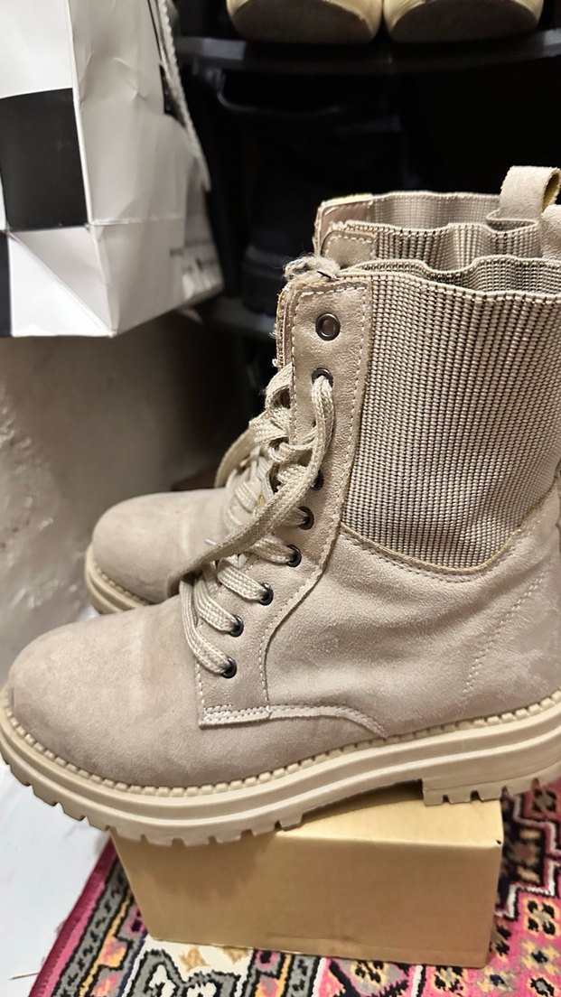 Bej Süet Bağcıklı Dolgu Topuk Kadın Bot - Görsel 4