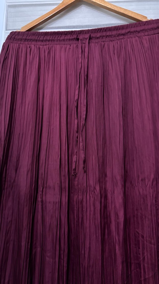 Bordo Piliseli Uzun Kadın Etek - Görsel 3