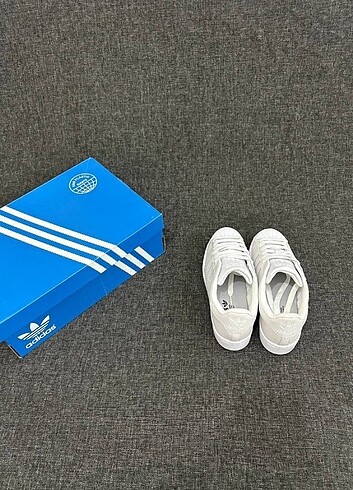 39 Beden Adidas Superstar 