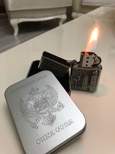 Zippo modelli Sırbistan- Karadağ hatıra çakmağı