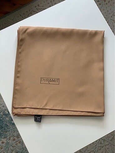 Piramit Twill Eşarp