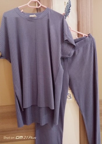 Gri Pilili Kadın Keten Tişört - Görsel 5