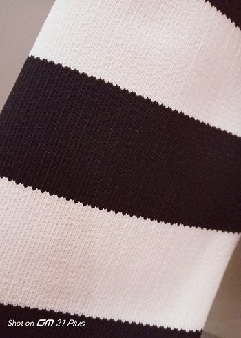 Düğmeli Siyah Beyaz Çizgili Kadın Hırka - Görsel 4