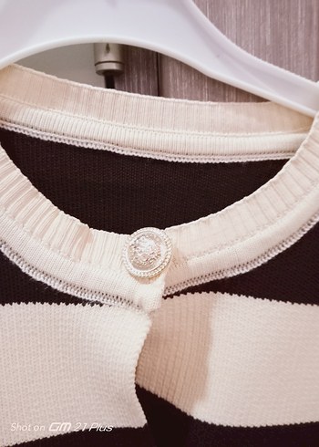 Düğmeli Siyah Beyaz Çizgili Kadın Hırka - Görsel 5