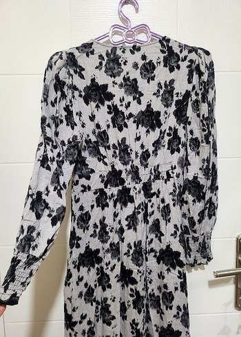 V Yaka Uzun Gri Desenli Kadın Elbise - Görsel 5