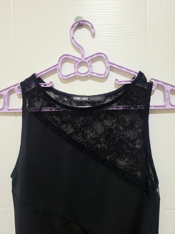 Dantel Detaylı Siyah V Yaka Kadın Atlet - Görsel 2