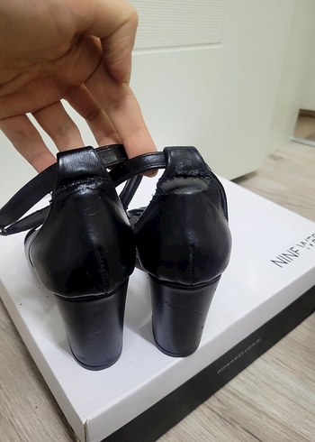 Klasik Siyah Topuklu Kadın Ayakkabı - Görsel 4