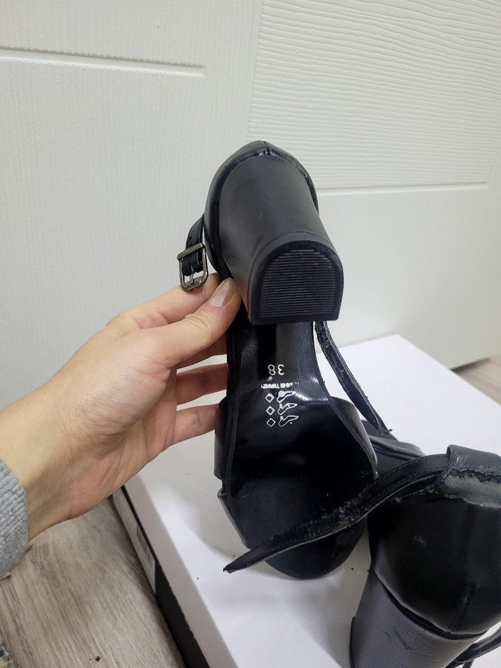 Klasik Siyah Topuklu Kadın Ayakkabı - Görsel 5