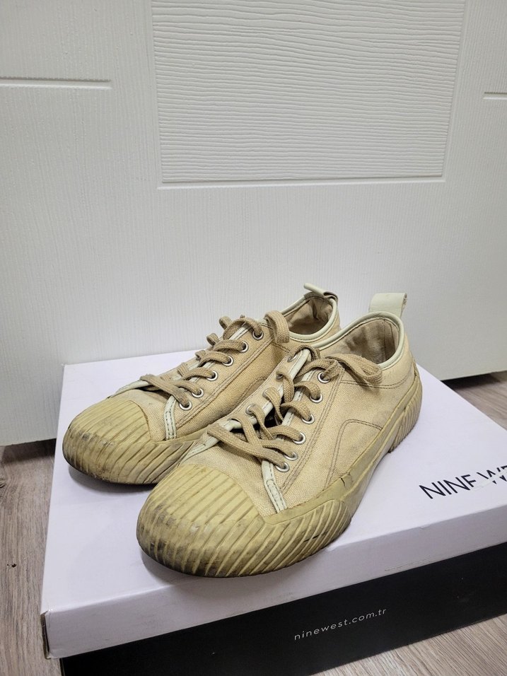 Bej Minimalist Topuklu Kadın Spor Ayakkabı - Görsel 3