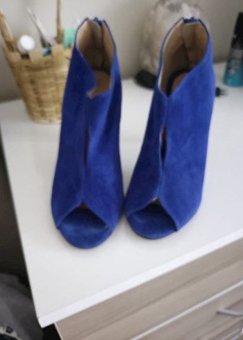 Mavi Süet Topuklu Kadın Ayakkabı - Görsel 2