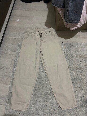 bej jean baggy