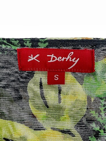 s Beden çeşitli Renk Derhy Bluz %70 İndirimli.