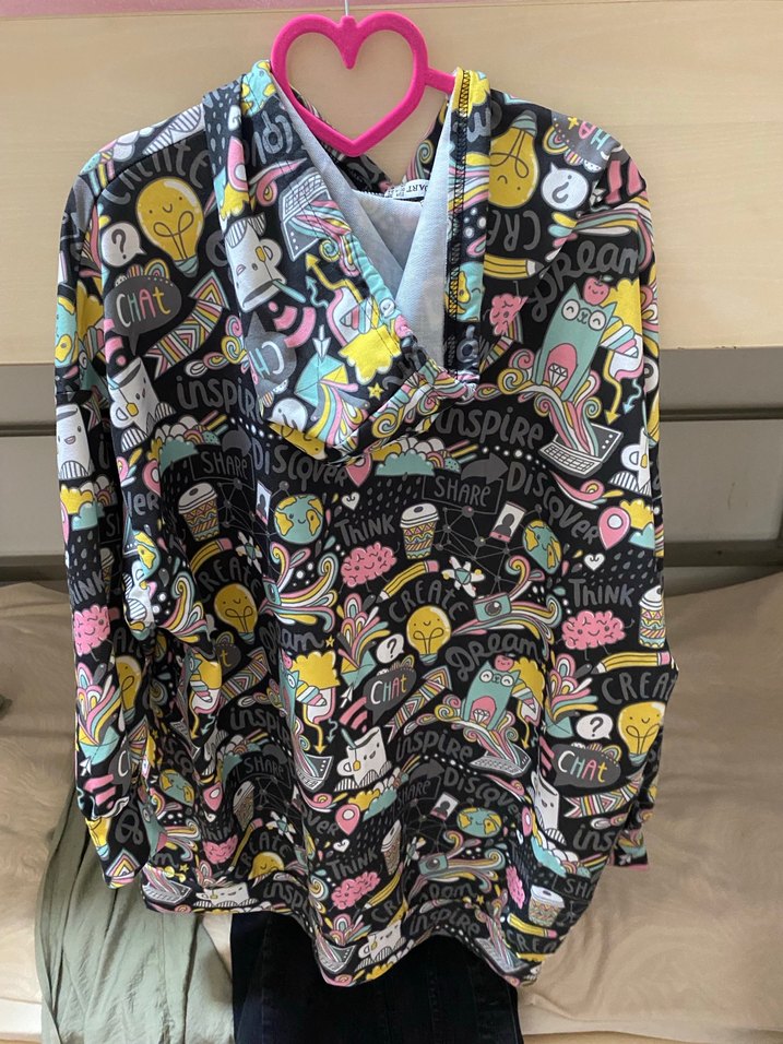 Renkli Baskılı Kadın Sweatshirt - Görsel 3