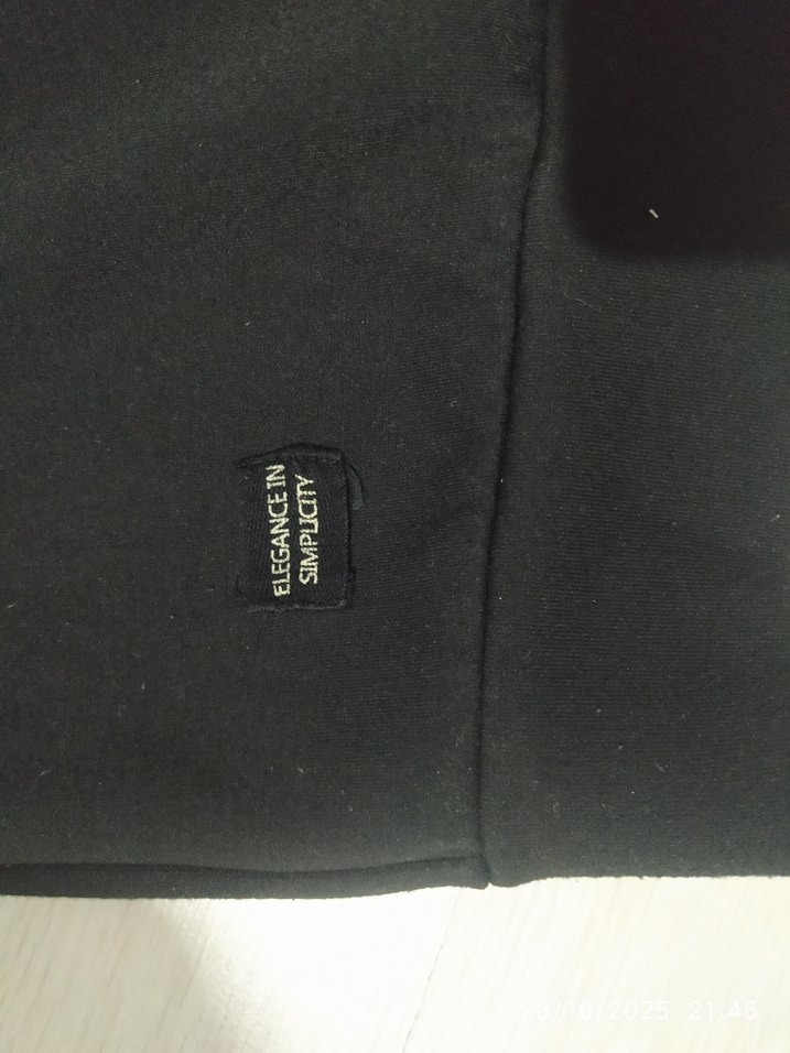 Siyah Kadın Sweatshirt, Bisiklet Yaka, Rahat Kesim - Görsel 2