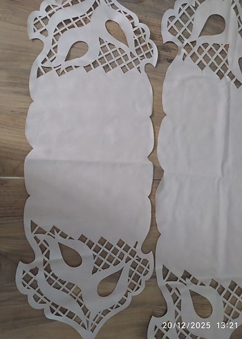 Deri İşi Beyaz Gri Masa Örtüsü Runner - Görsel 2