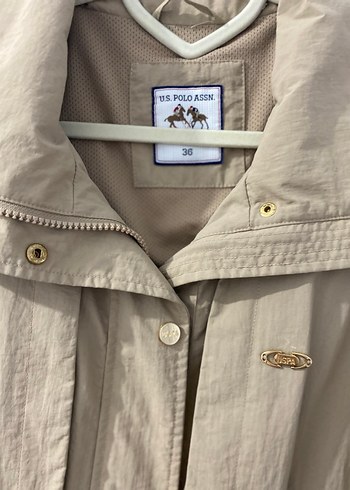 Kadın Bej  Kapüşonlu Yağmurluk - Görsel 4