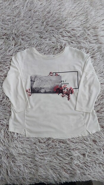 Stradivarius Kadın T-Shirt 