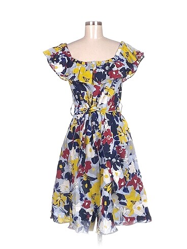 Zara Kısa Elbise %70 İndirimli.
