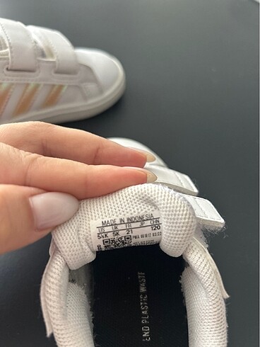 21 Beden beyaz Renk Orijinal Adidas çocuk spor ayakkabı unisex