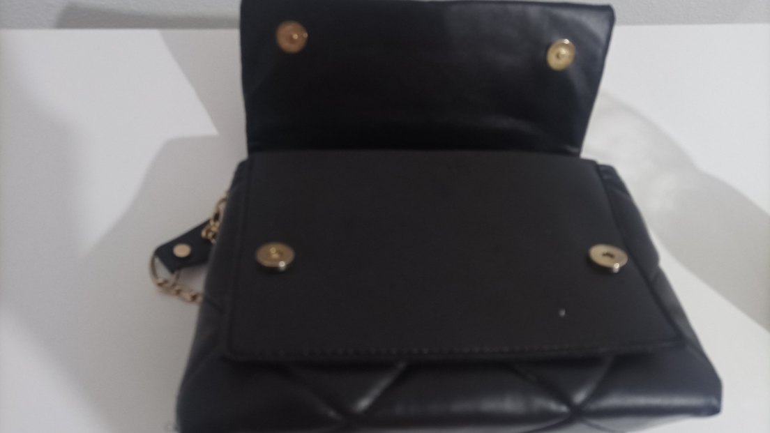 Zincir Detaylı Siyah Deri Kadın Çanta - Görsel 3