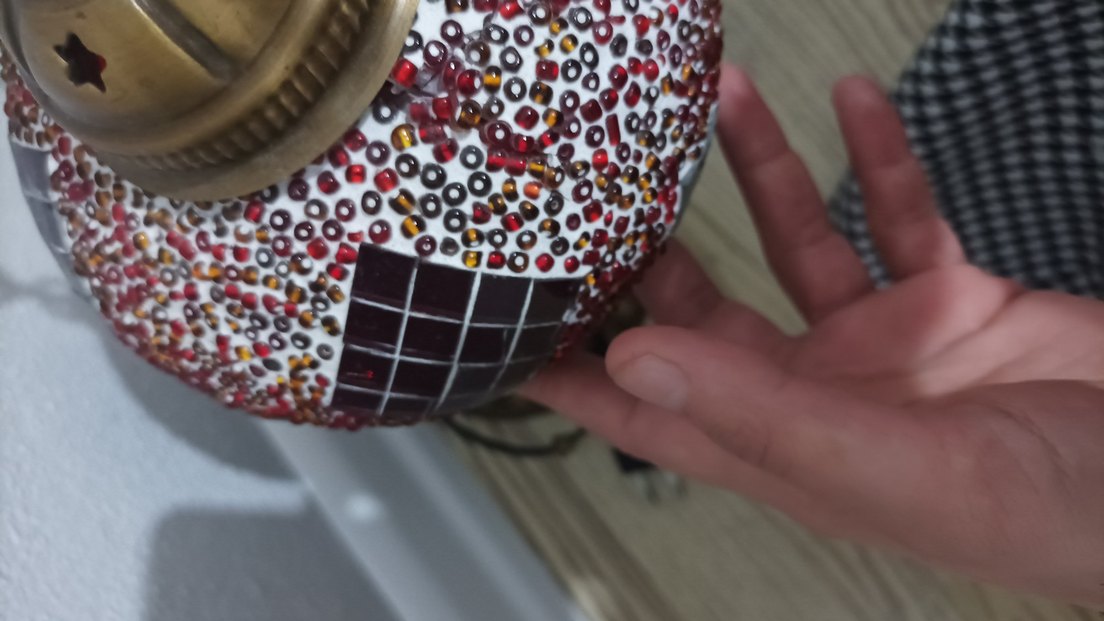 Bordo Renkli Mozaik Masa Lambası bordo kırıklık var resimde - Görsel 2