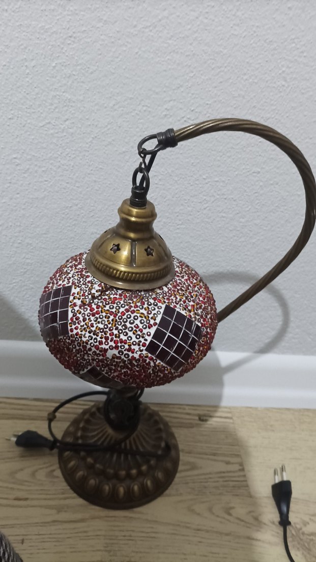 Bordo Renkli Mozaik Masa Lambası bordo kırıklık var resimde - Görsel 4