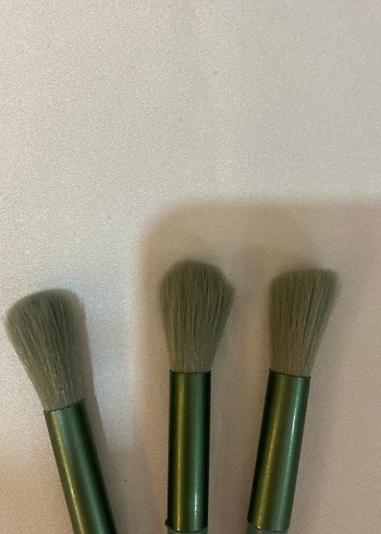 Yeşil ve Gri Makyaj Fırçası Seti - Görsel 2