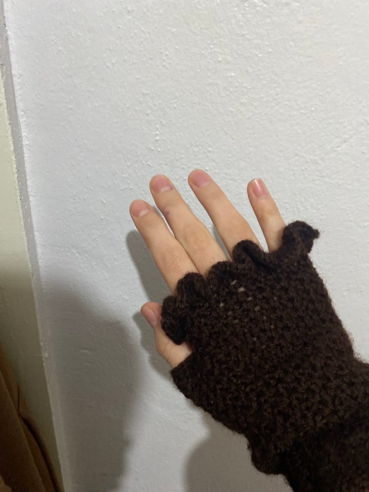 Kahverengi Örgü Parmaksız Gotik Eldiven - Görsel 4