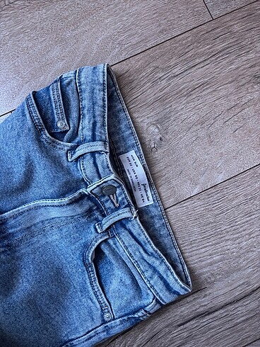 32 Beden stradivarius pantolon