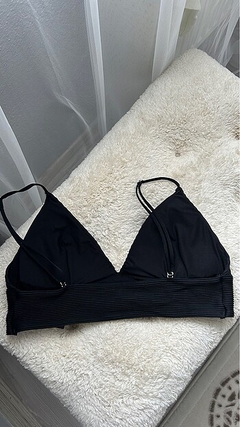 H&M Bikini üstü