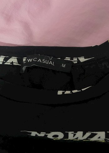 Renkli Baskılı Siyah kadın Tişörtü - Görsel 2