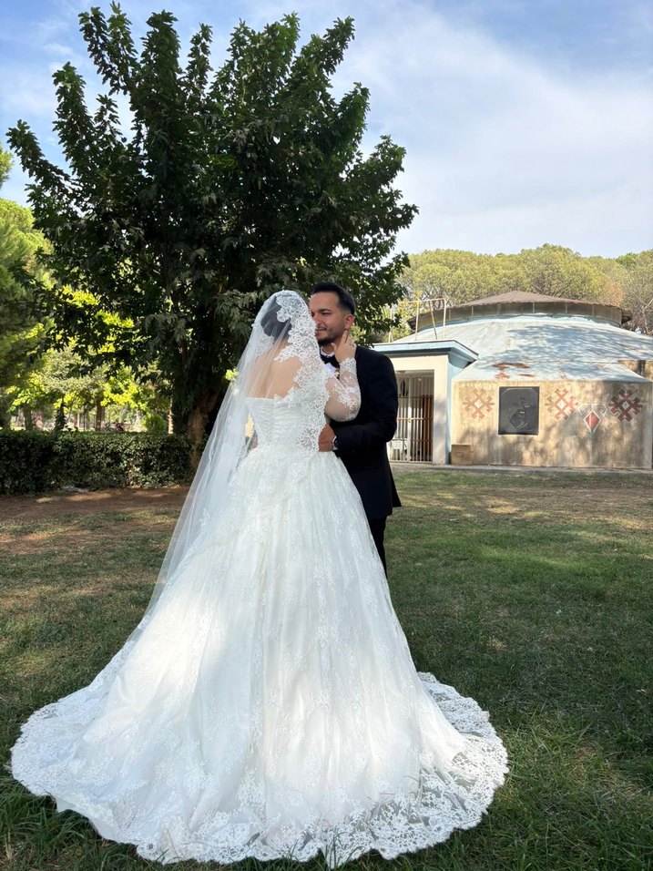 Uzun Kollu Beyaz A Kesim Gelinlik - Görsel 2