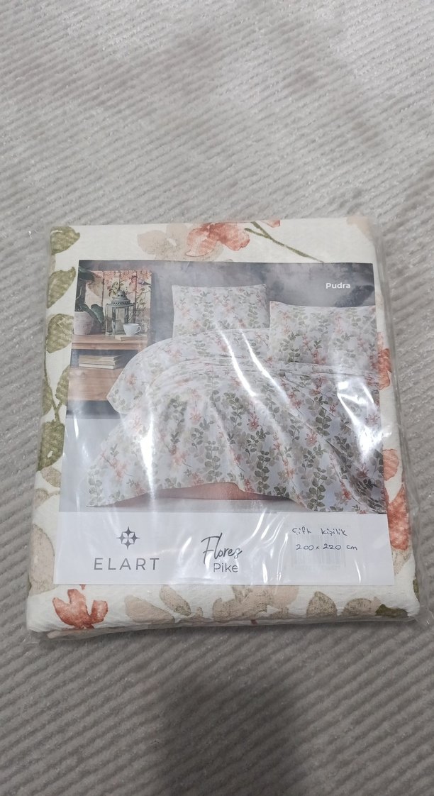 Pastel Çiçek Desenli Pike - Görsel 2