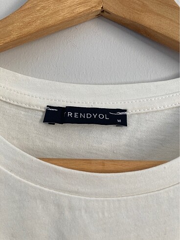 m Beden Trendyol Tshirt
