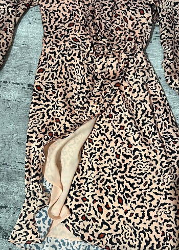 Kahverengi Yılan Desenli Uzun Kadın Elbise saten - Görsel 2