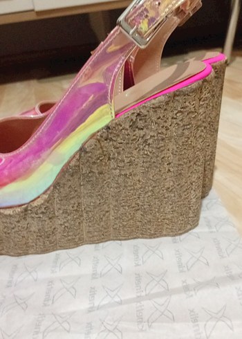 Pembe Bağlamalı Kadın Dolgu Topuklu Ayakkabı - Görsel 3