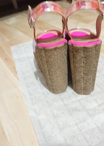 Pembe Bağlamalı Kadın Dolgu Topuklu Ayakkabı - Görsel 5