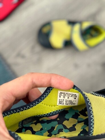 25 Beden Adidas sandalet