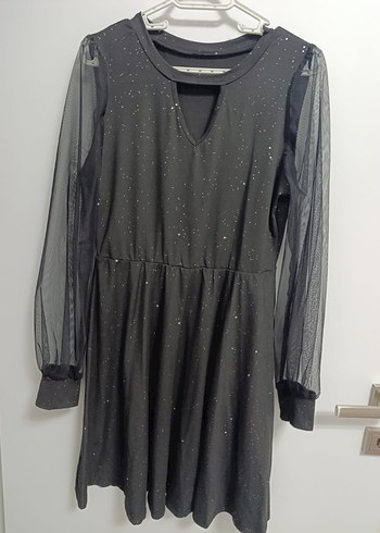 Uzun Kollu Siyah Parlak Gotik Elbise - Görsel 2