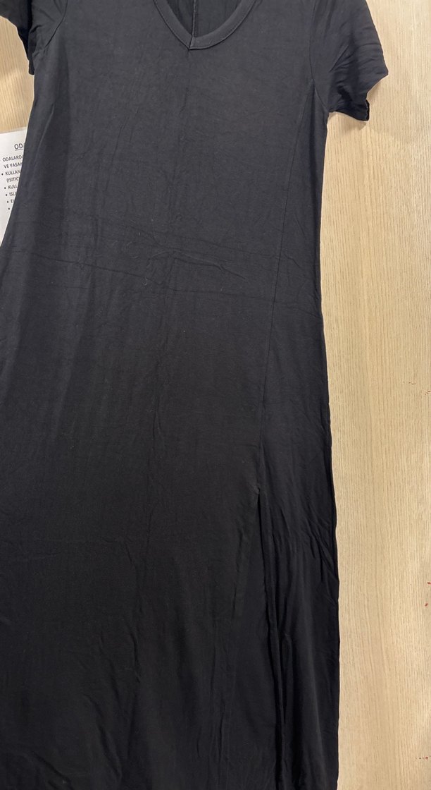 Siyah V Yakalı Uzun Kadın Elbise - Görsel 4