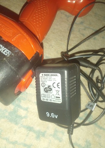 BLACK+DECKER 9.6V Şarjlı Matkap Turuncu - Görsel 3