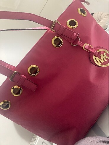 Michael Kors Pembe yepyeni çanta
